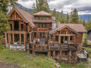 Luxury Mountain Retreat